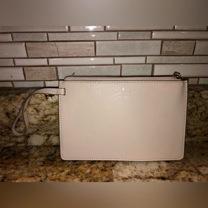 NWOT Kate Spade zippered wristlet